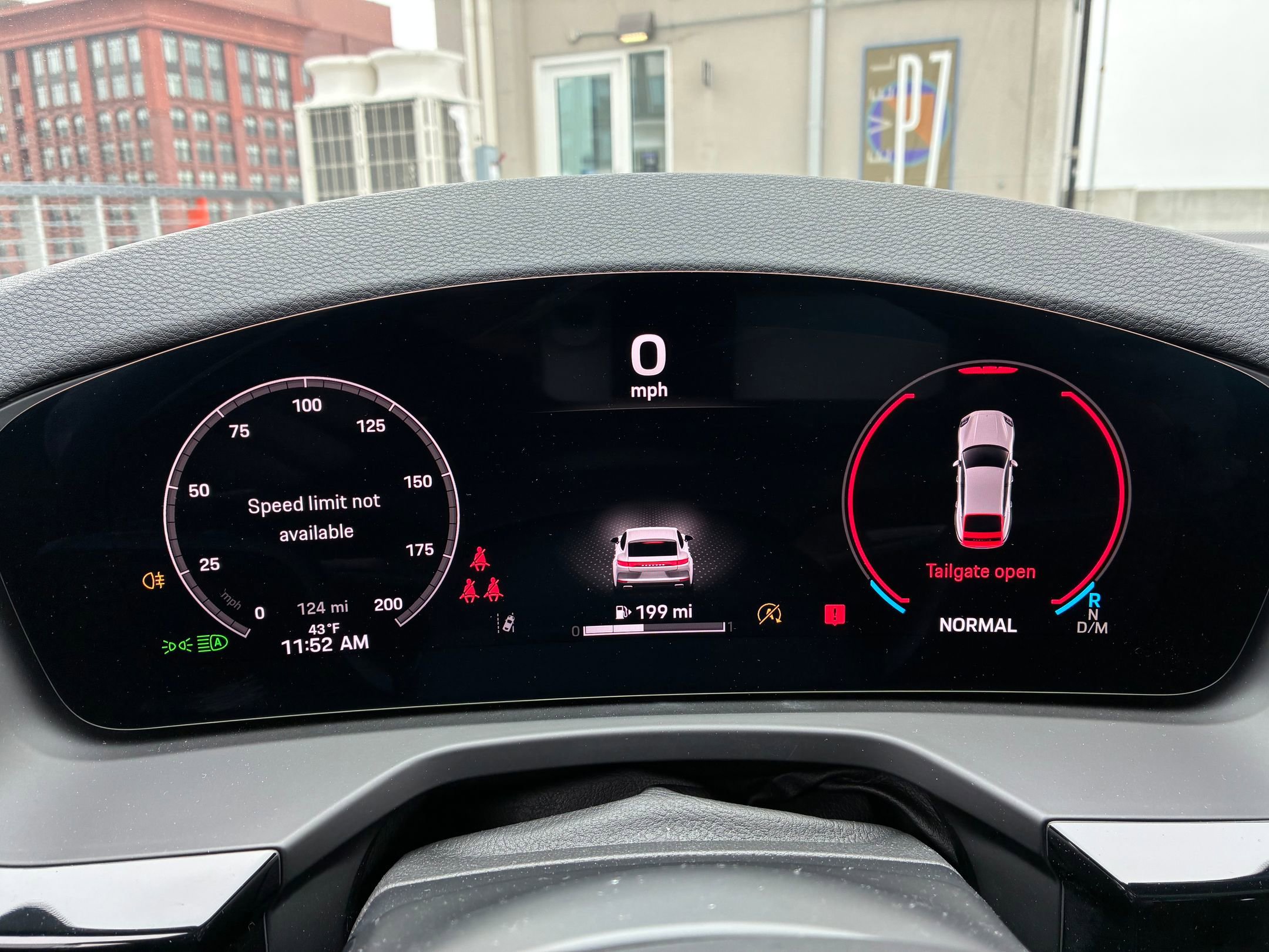 Certified 2025 Porsche Panamera 4 image 18