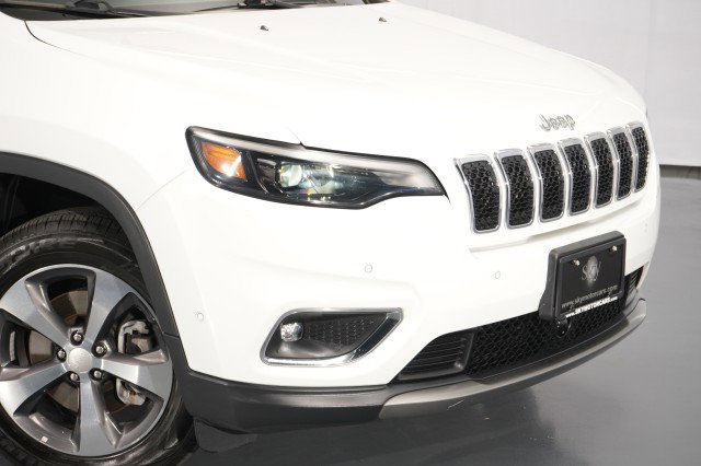 Used 2019 Jeep Cherokee Limited w/ Luxury Group AWD/4WD image 8