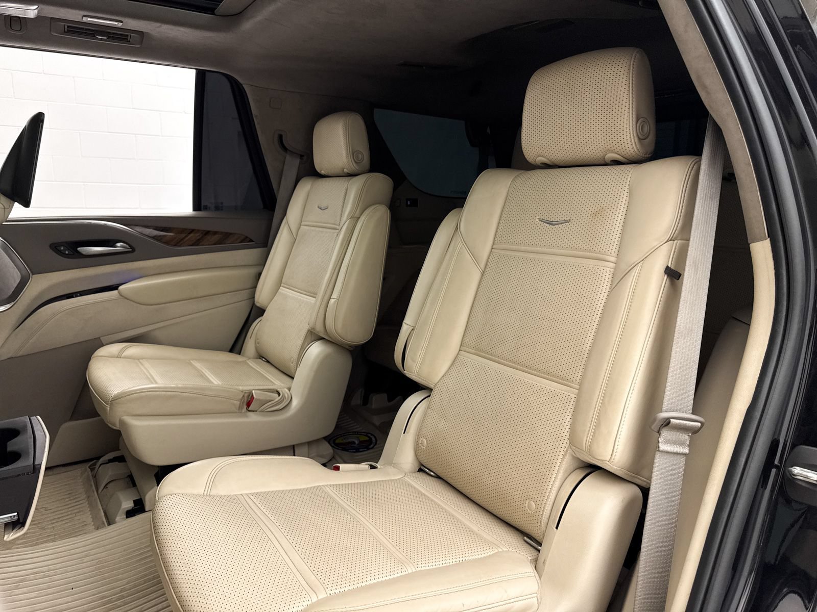 Used 2022 Cadillac Escalade Sport Platinum AWD/4WD image 33
