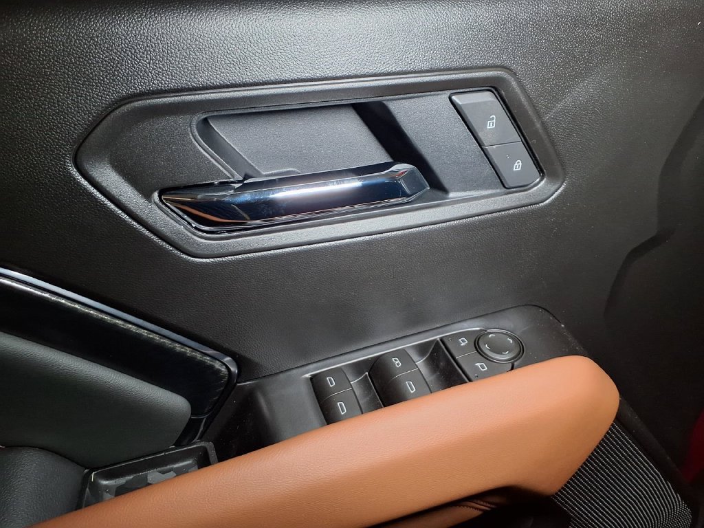New 2026 GMC Canyon AT4 w/ Technology Plus Package AWD/4WD image 16