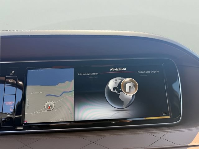 Used 2017 Mercedes-Benz S 550 4MATIC Sedan image 22