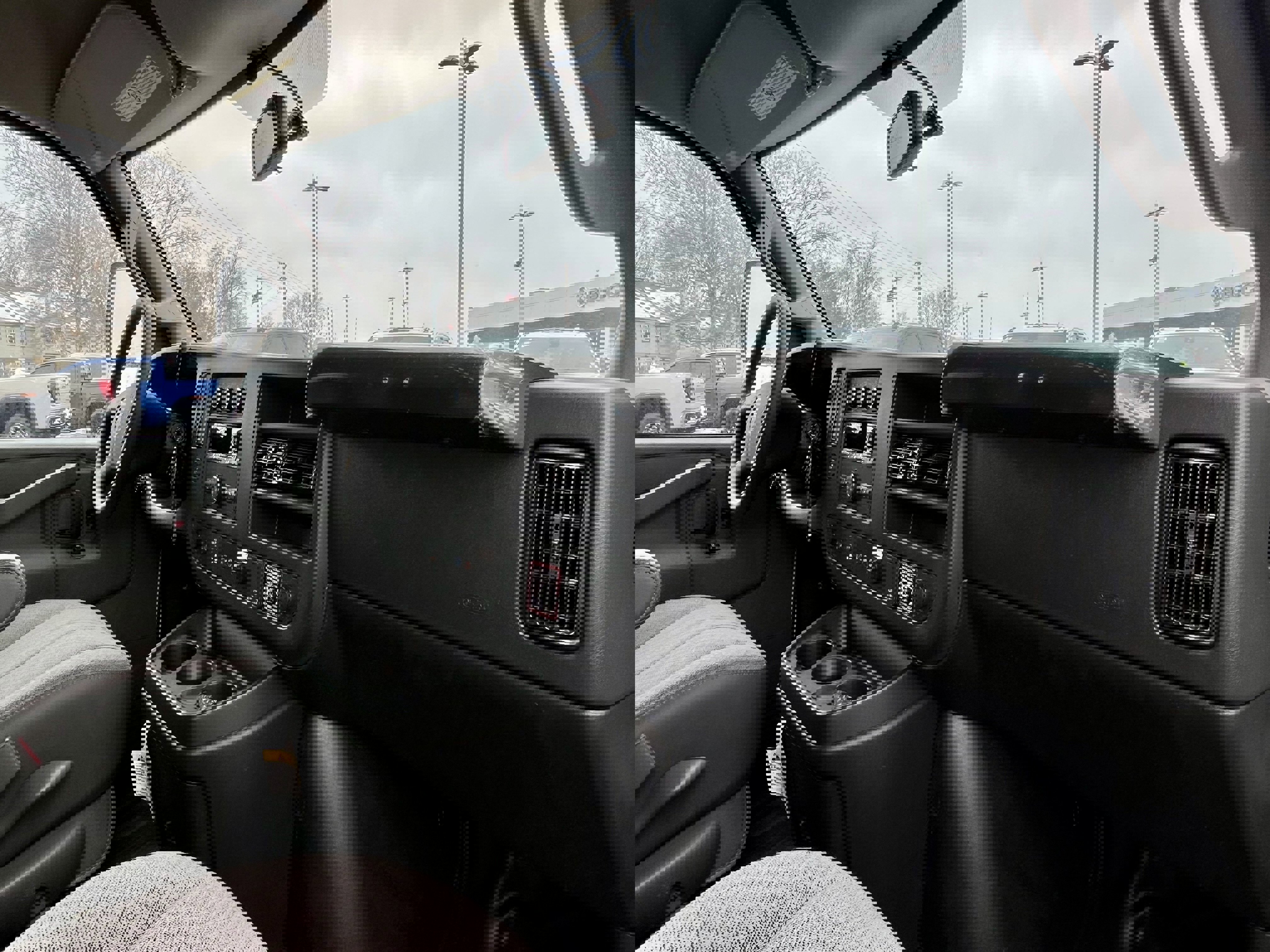 New 2025 GMC Savana 3500 w/ Power Convenience Package image 21