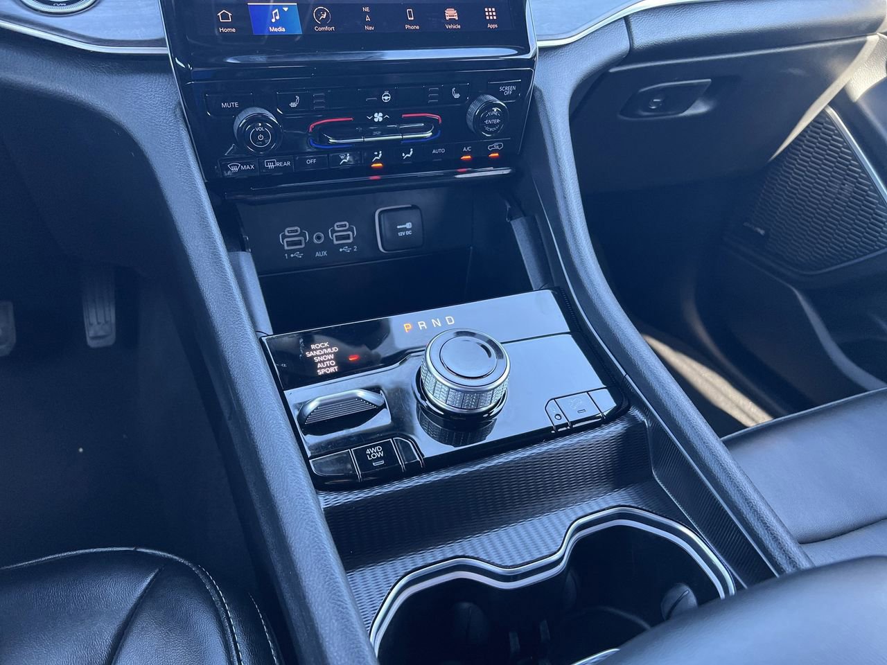 Used 2024 Jeep Grand Cherokee Limited 4xe image 11