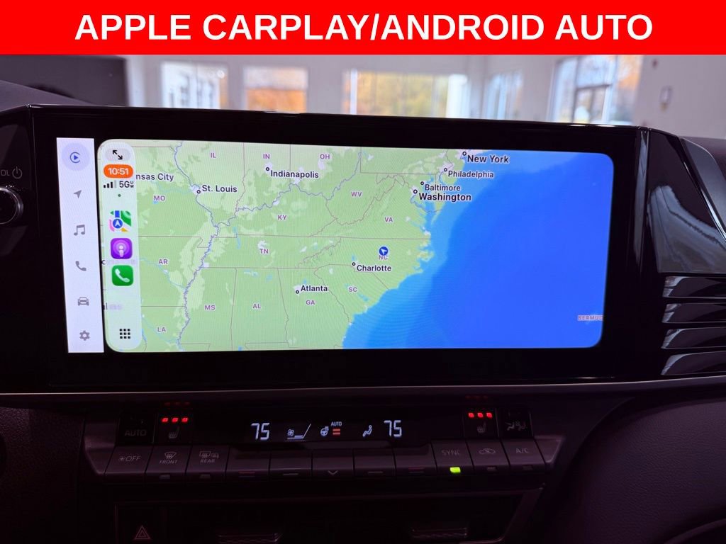 Used 2025 Toyota Camry XSE image 11