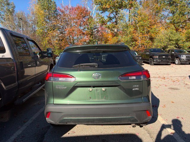 Used 2022 Toyota Corolla Cross XLE w/ Convenience Package AWD/4WD image 5