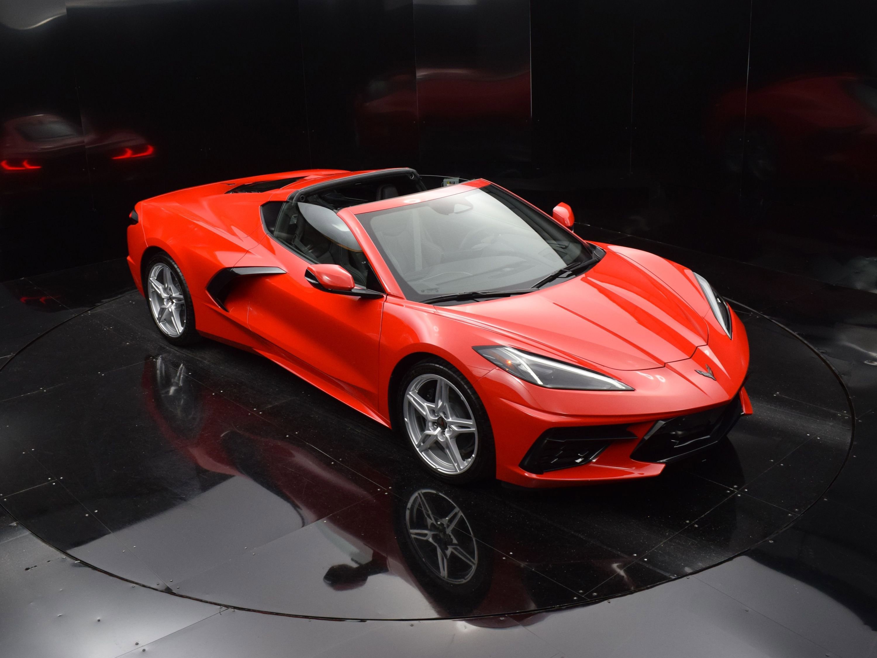 Used 2024 Chevrolet Corvette Stingray Preferred Cpe w/ 2LT image 23