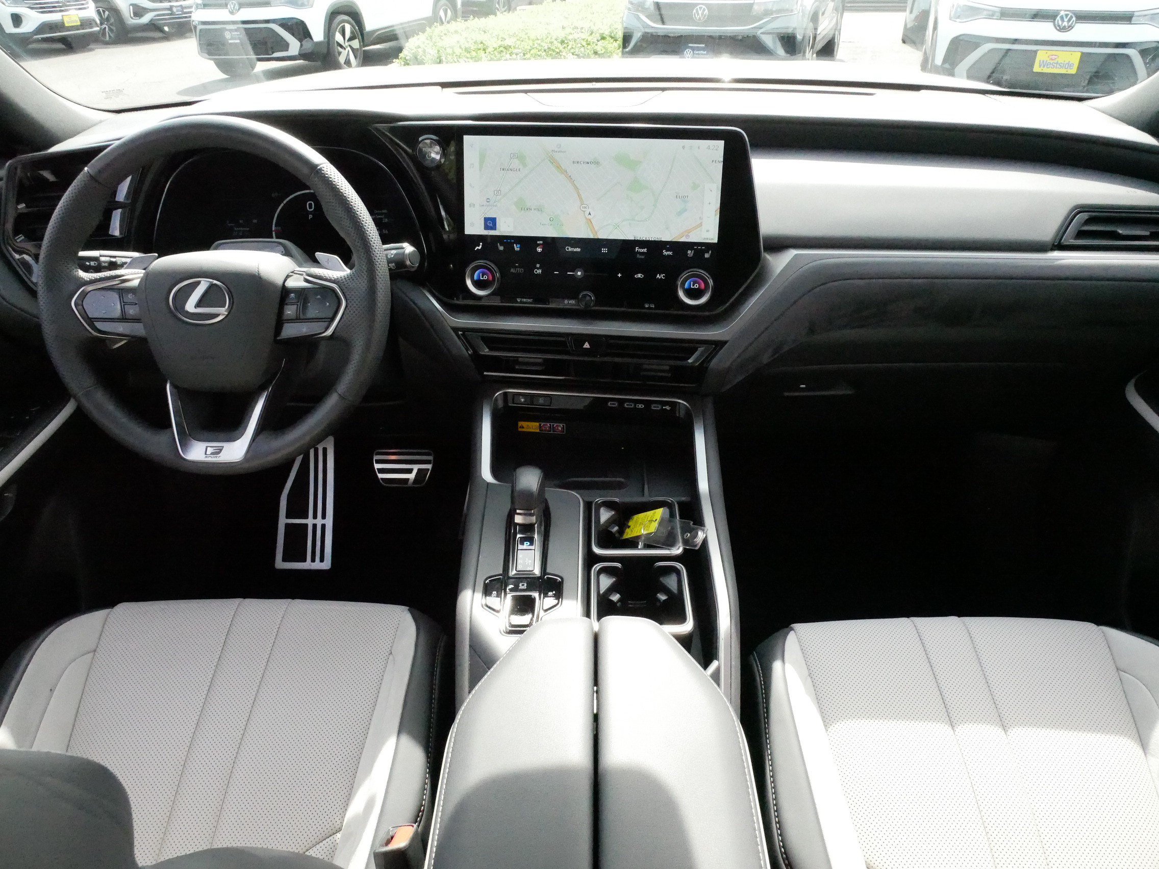 Used 2024 Lexus TX 500h AWD w/ Technology Package image 10