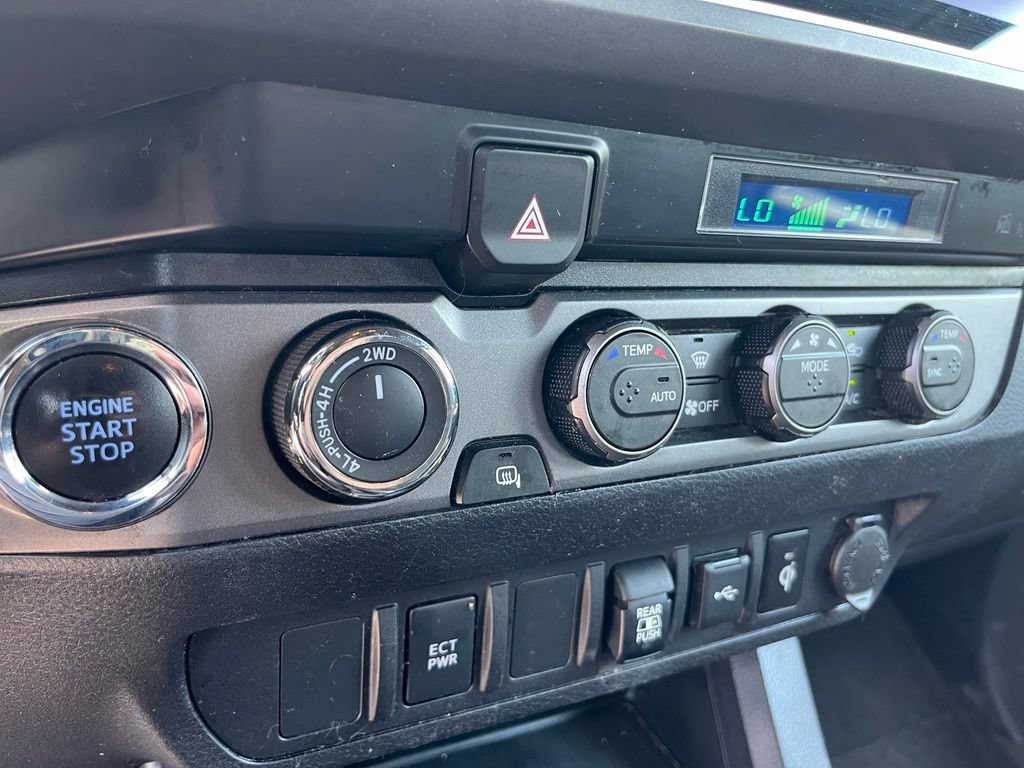 Used 2021 Toyota Tacoma TRD Sport AWD/4WD image 20