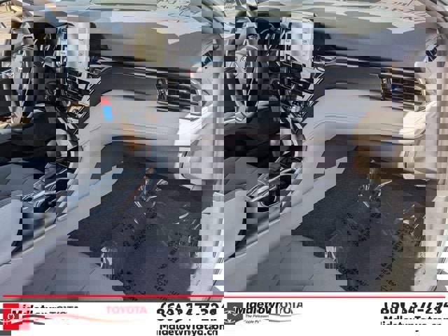 Used 2023 Toyota Camry LE image 36