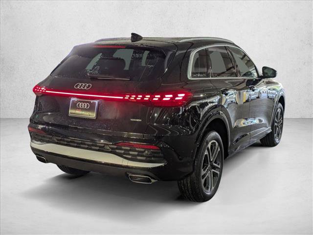 New 2025 Audi Q5 Premium w/ Convenience Package AWD/4WD image 2