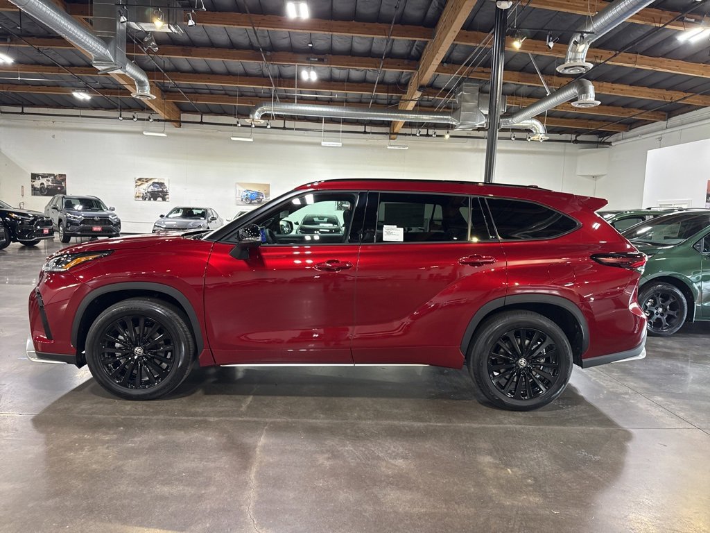 New 2026 Toyota Highlander XSE image 5