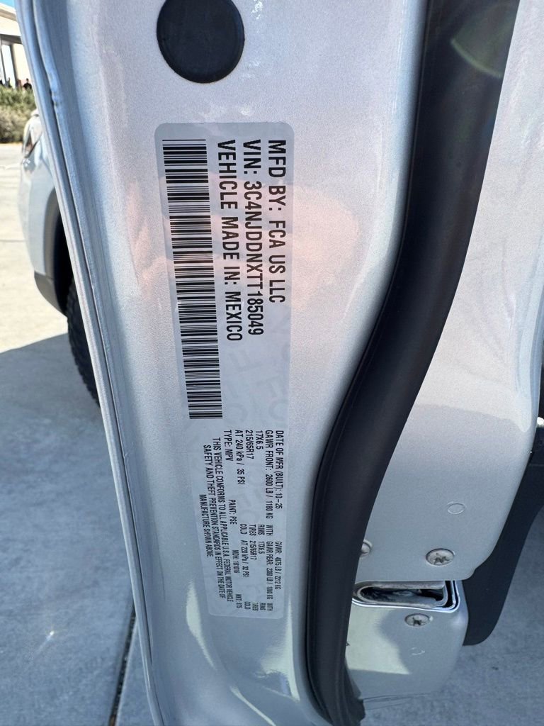 New 2026 Jeep Compass Trailhawk image 31