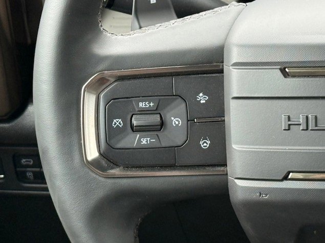 New 2026 GMC Hummer EV SUV w/ LPO, Dark Essentials Package image 30