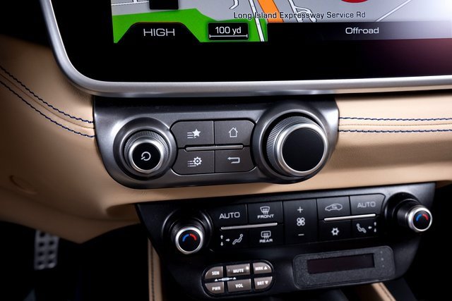 Used 2019 Ferrari Portofino image 48