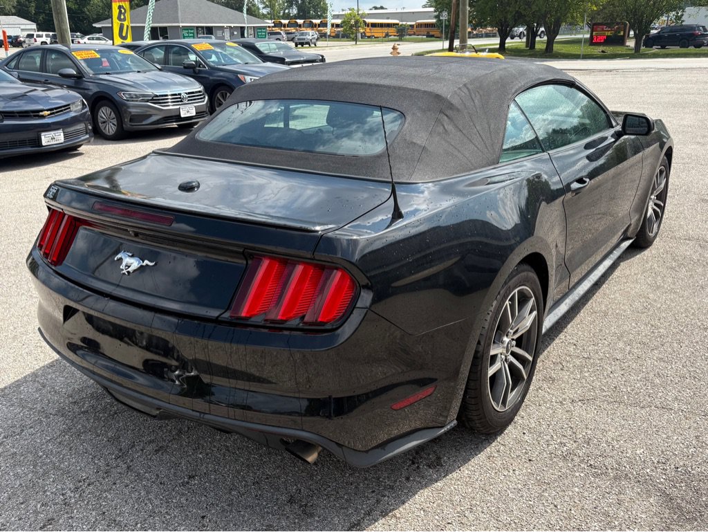 Used 2017 Ford Mustang Premium RWD image 5