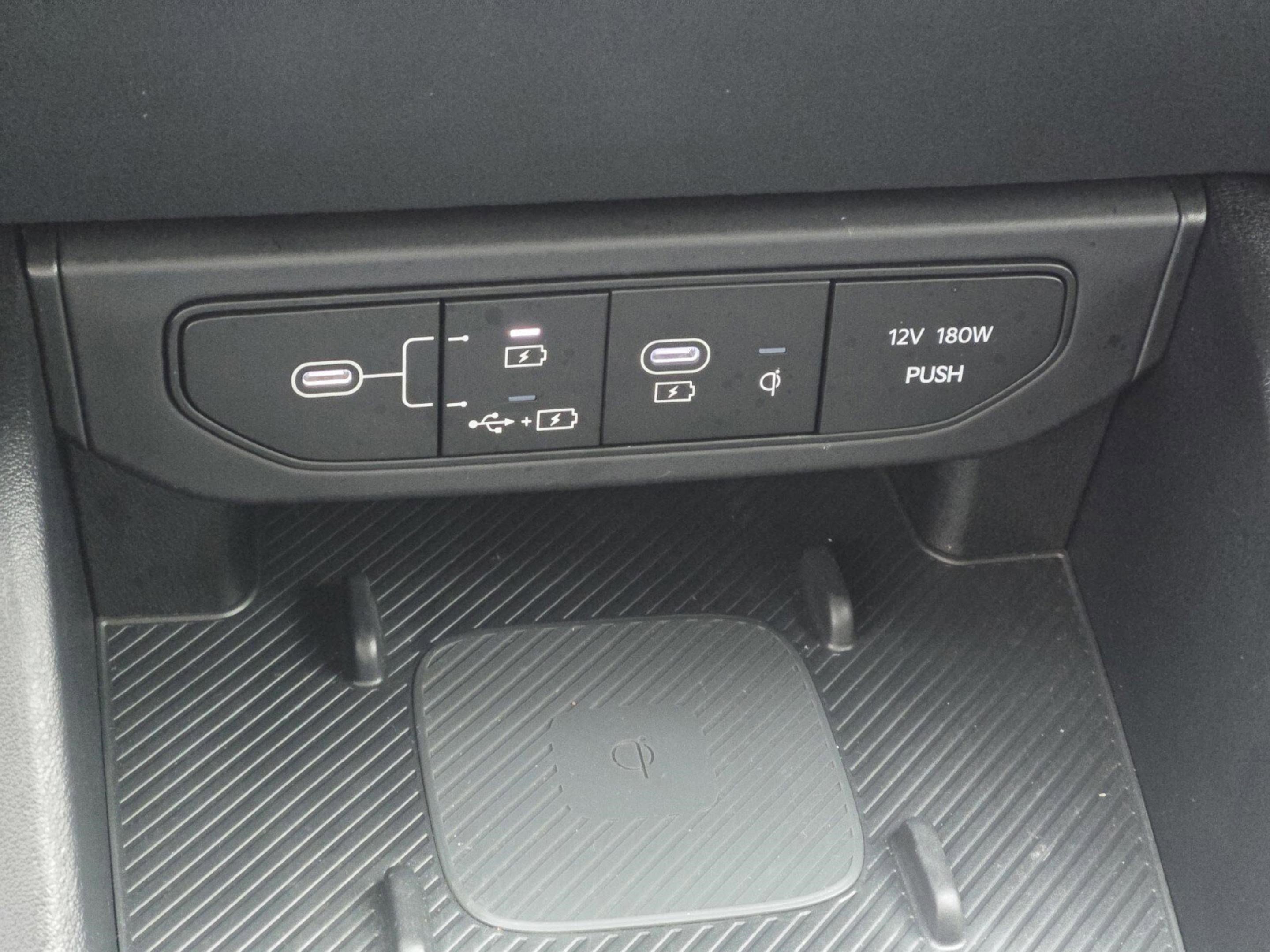 Used 2025 Kia K4 EX image 43