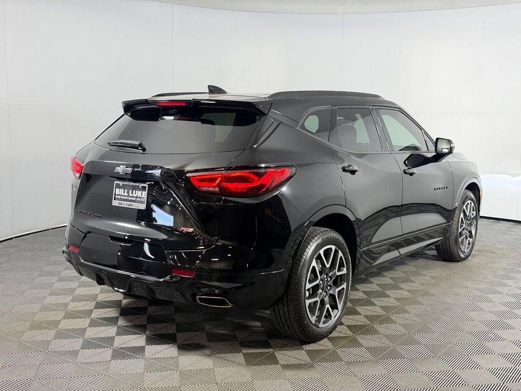 Used 2025 Chevrolet Blazer RS AWD/4WD image 7