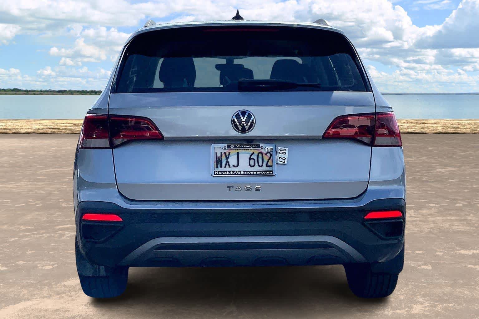 Used 2023 Volkswagen Taos S FWD image 5
