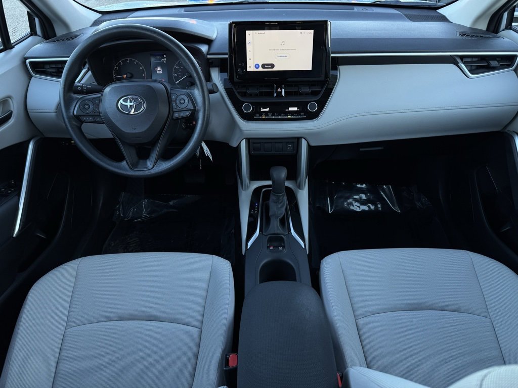 Certified 2023 Toyota Corolla Cross L image 7