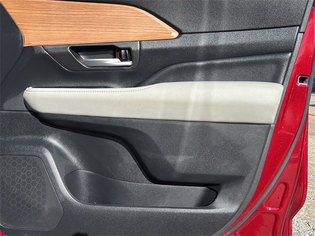 Used 2024 Toyota Grand Highlander Platinum image 10