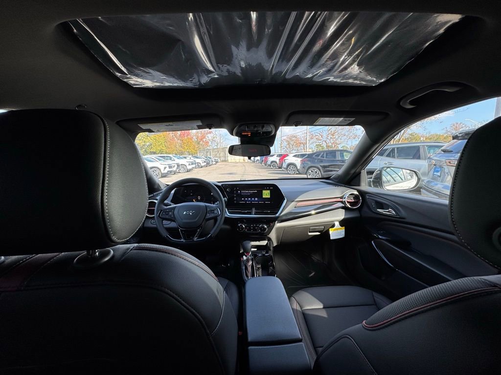 New 2026 Chevrolet Trax RS w/ Sunroof Package image 25