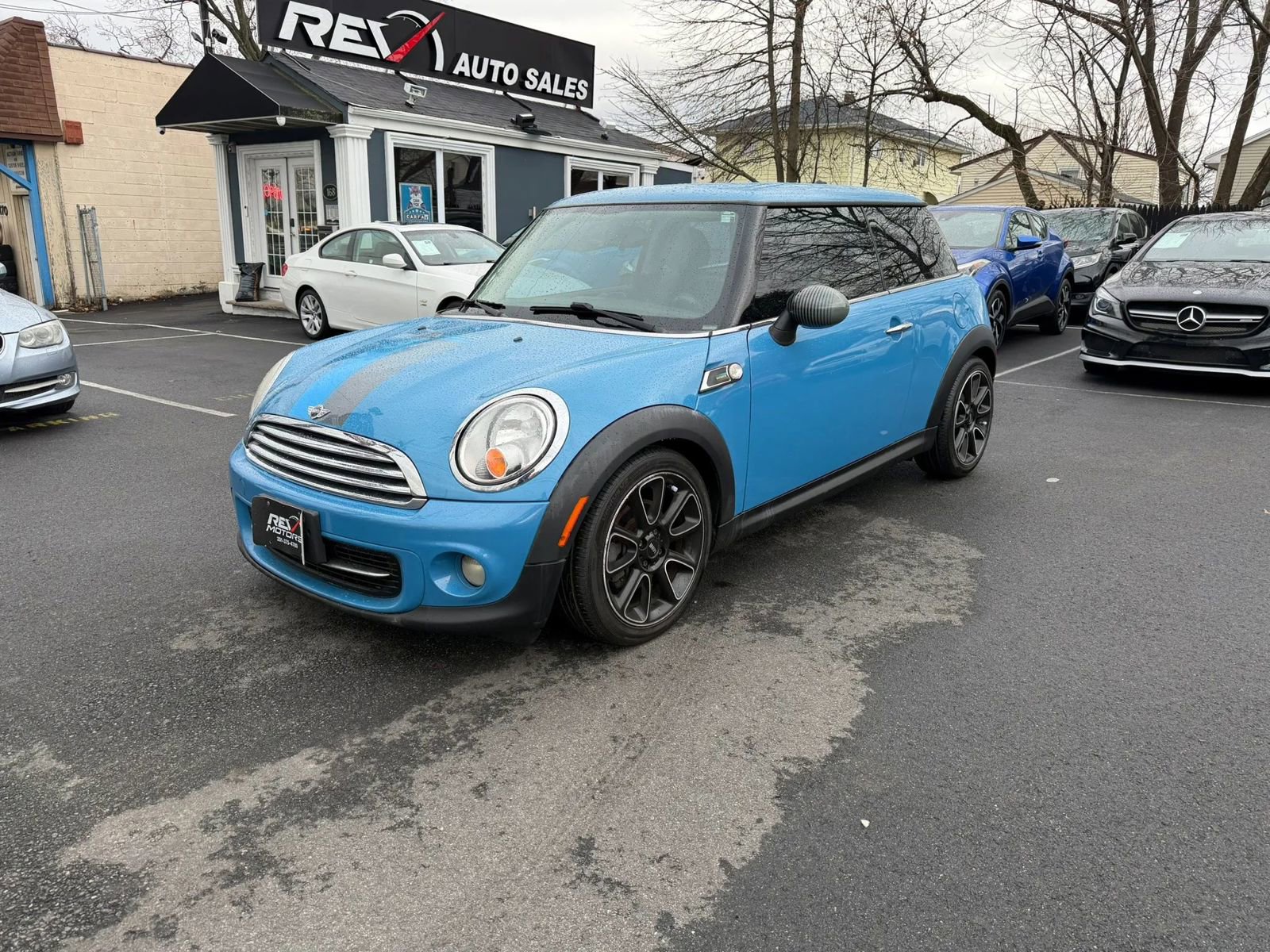 Used 2012 MINI Cooper Hardtop FWD image 2