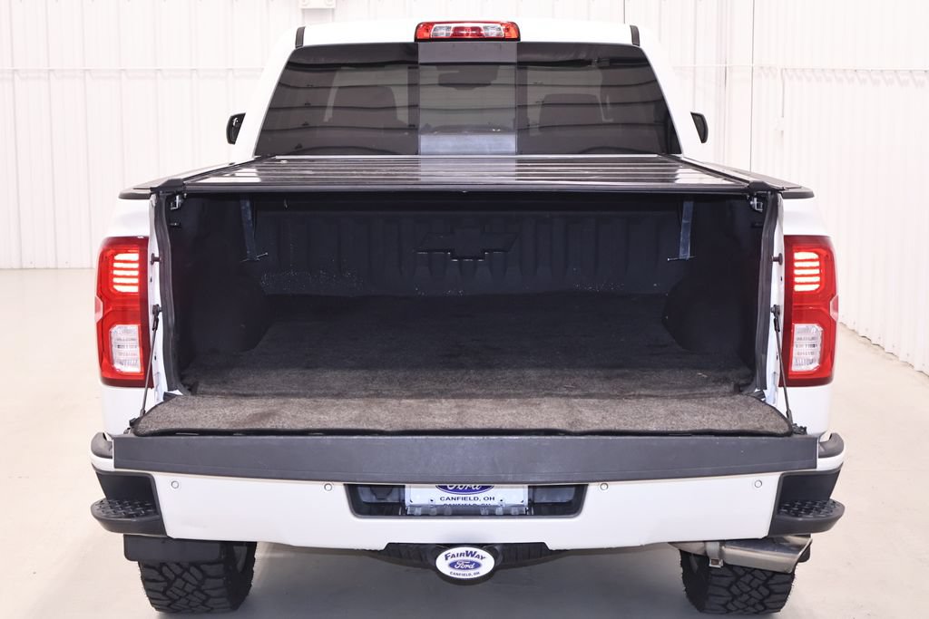 Used 2018 Chevrolet Silverado 1500 High Country AWD/4WD image 36