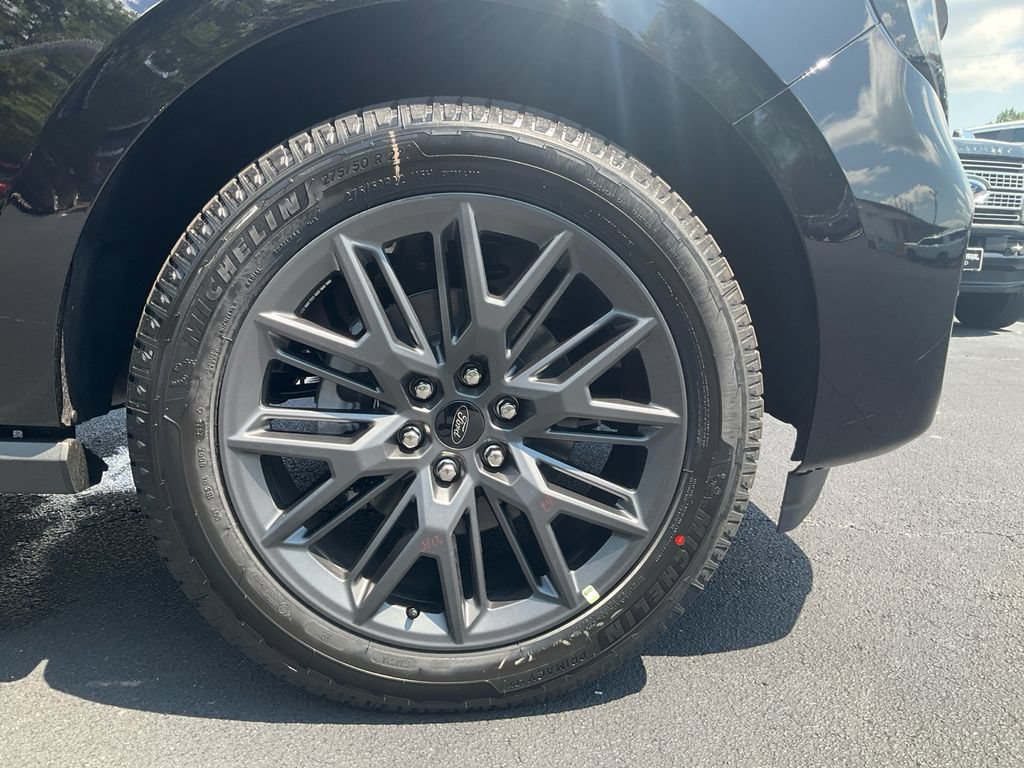 New 2027 Ford Expedition Max Platinum w/ Stealth Appearance Package AWD/4WD image 10