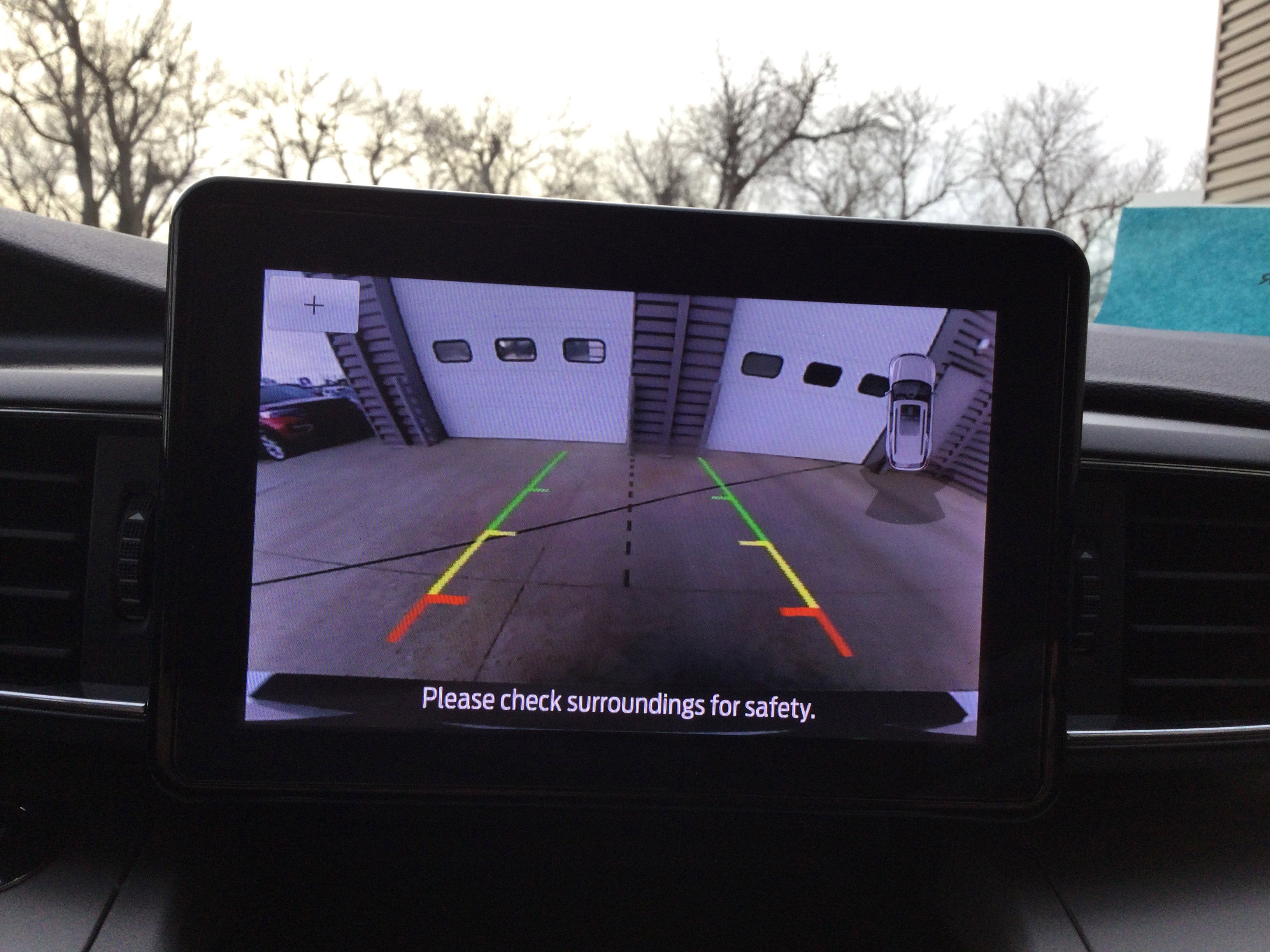 Used 2023 Ford Explorer XLT w/ Equipment Group 202A image 11