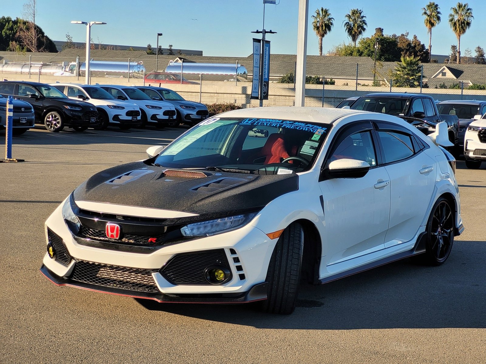 Used 2017 Honda Civic Type R image 9