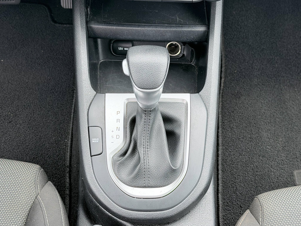 Used 2023 Kia Forte LXS w/ LXS Technology Package FWD image 18