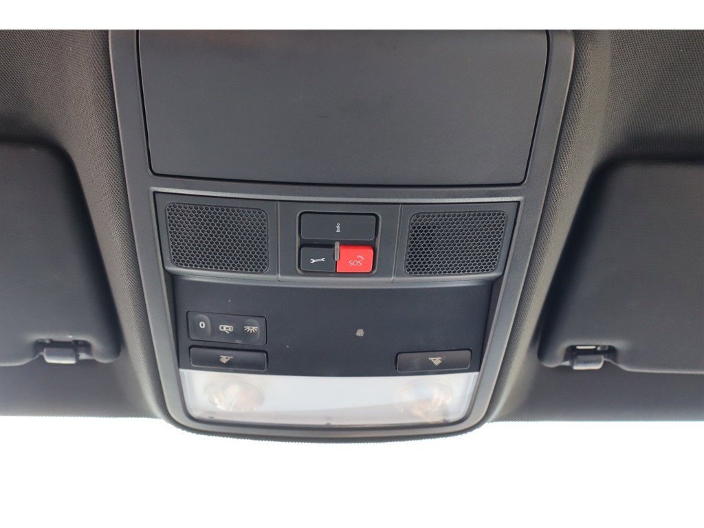 Used 2016 Volkswagen Jetta Sport image 34