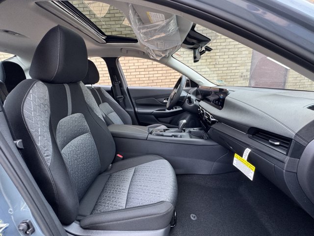 New 2026 Nissan Sentra SV w/ SV Convenience Package FWD image 8