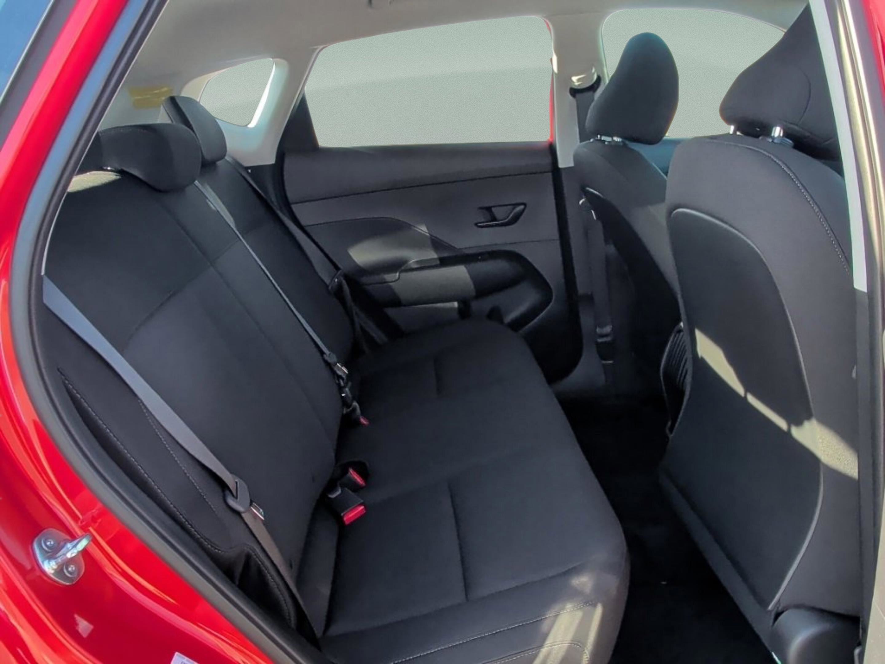 New 2026 Hyundai Kona SE FWD image 27