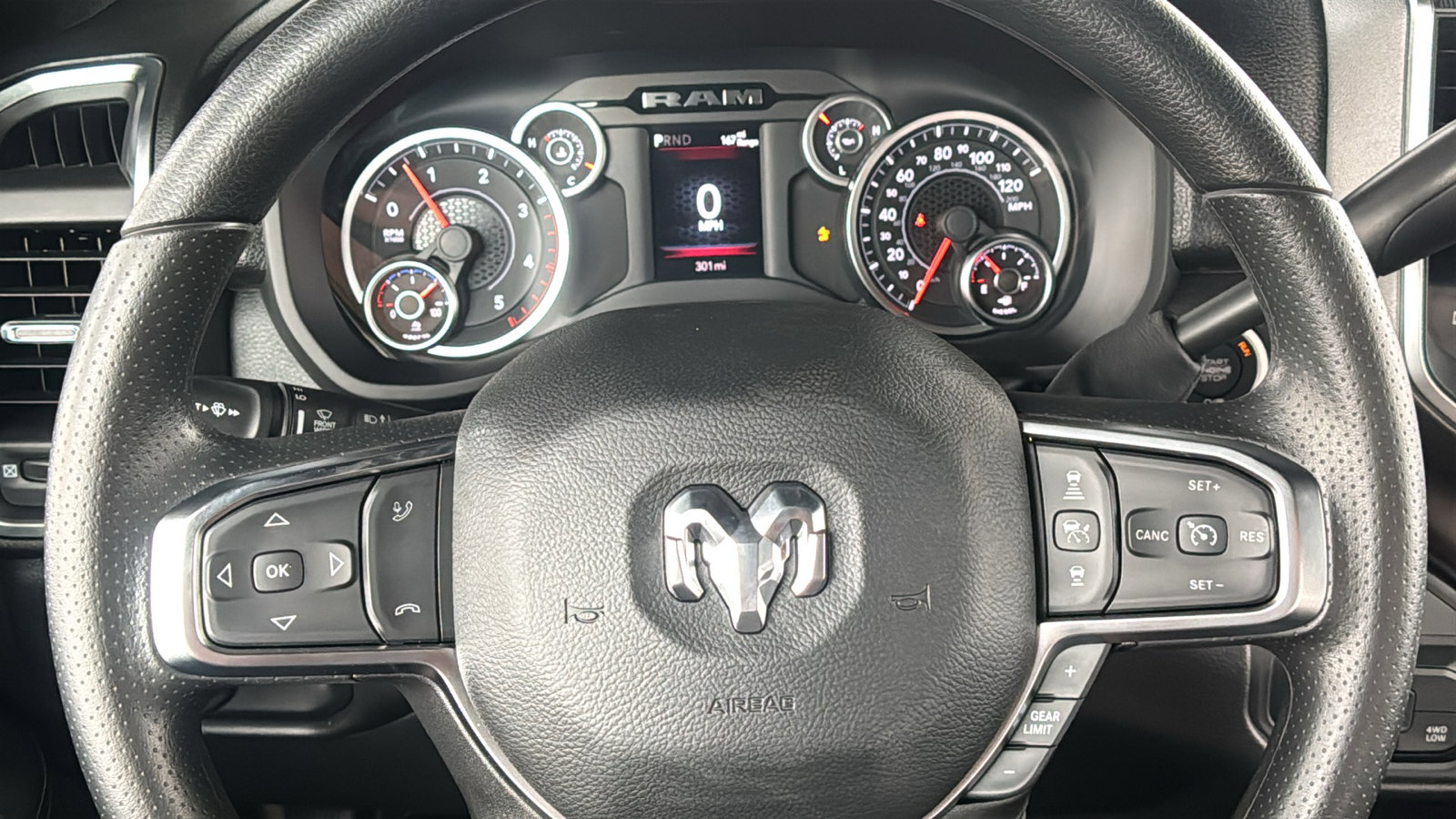 New 2026 RAM 3500 Big Horn image 32