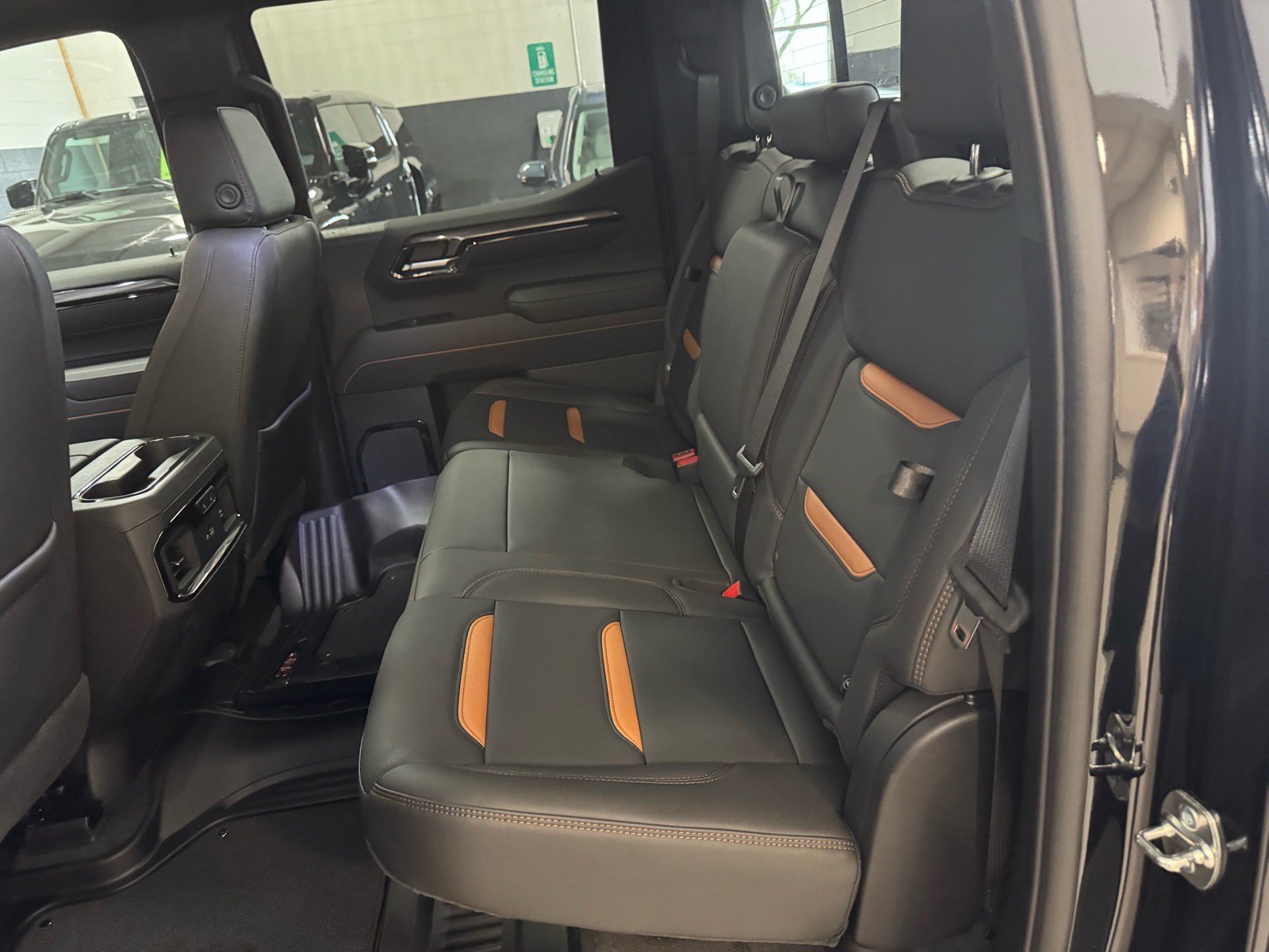 New 2026 GMC Sierra 1500 AT4 w/ AT4 Premium Package AWD/4WD image 10