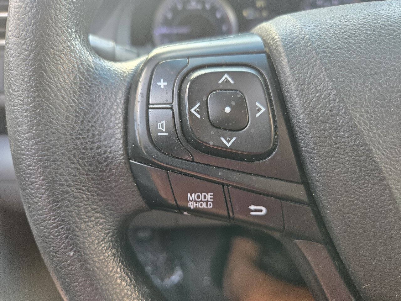 Used 2017 Toyota Camry LE FWD image 44