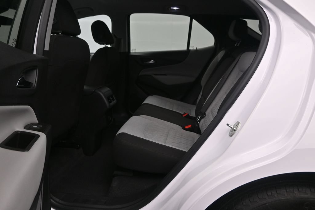 Used 2023 Chevrolet Equinox LS FWD image 15