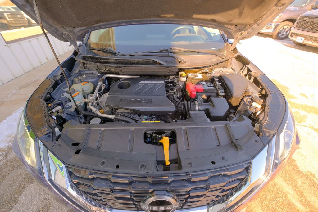 Used 2023 Nissan Rogue S image 36