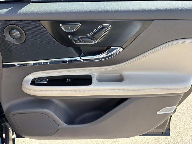 Certified 2022 Lincoln Corsair Reserve w/ Equipment Group 201A FWD image 22
