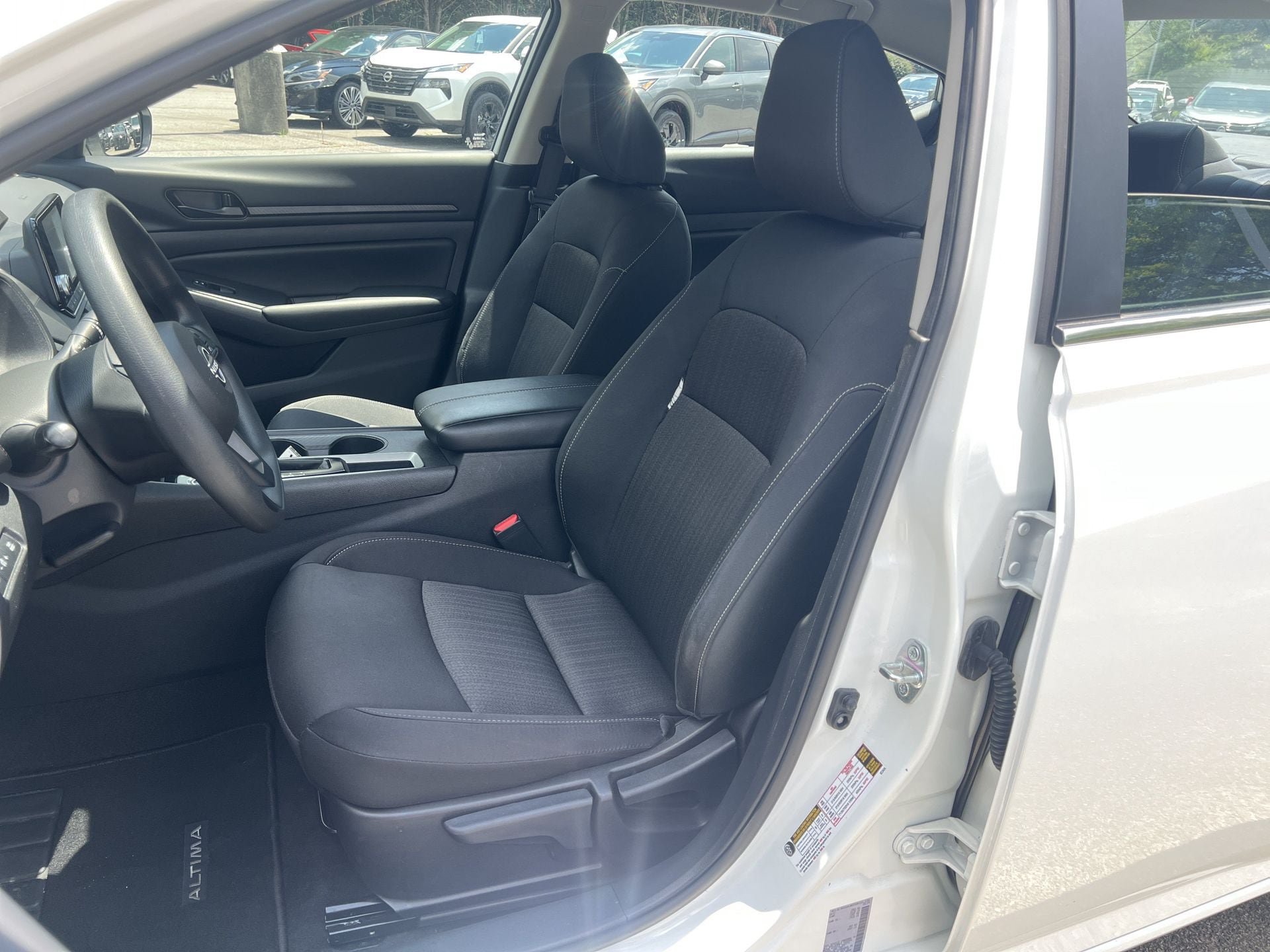Certified 2024 Nissan Altima 2.5 S FWD image 17