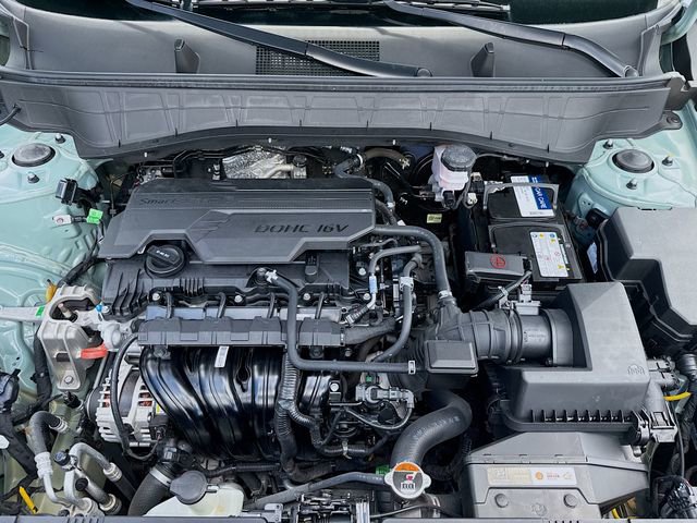 Certified 2024 Hyundai Kona SEL w/ Convenience Package FWD image 29