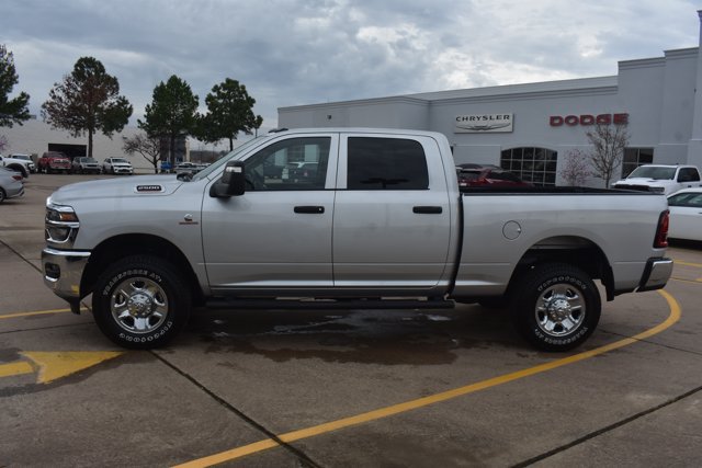 New 2026 RAM 2500 Tradesman AWD/4WD image 9