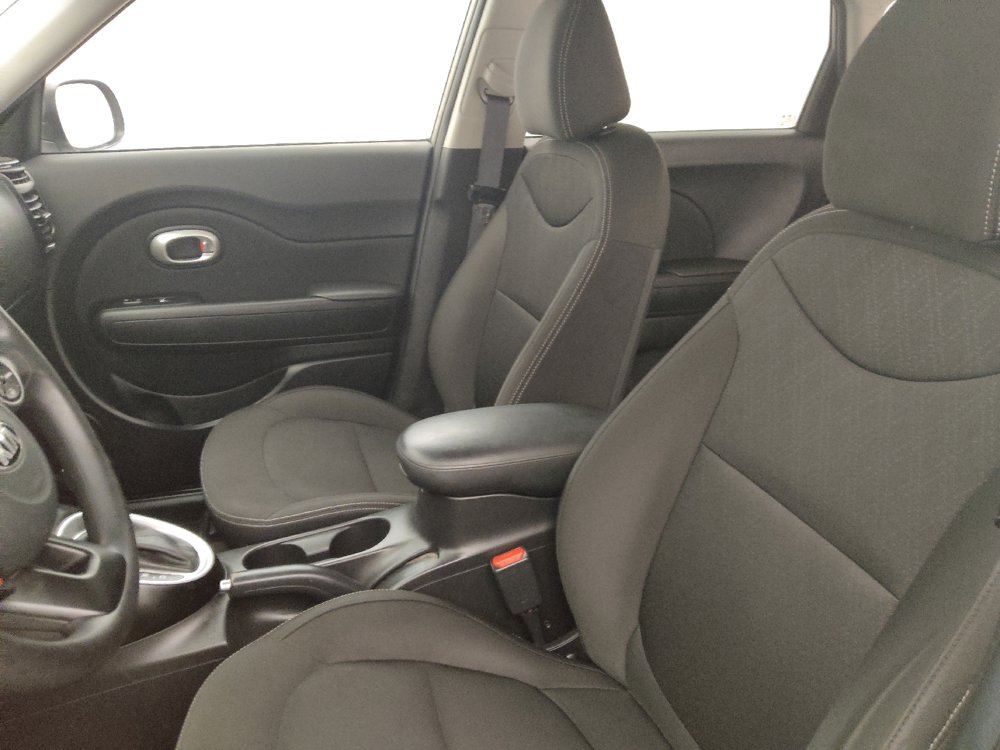 Used 2017 Kia Soul w/ Convenience Package FWD image 17