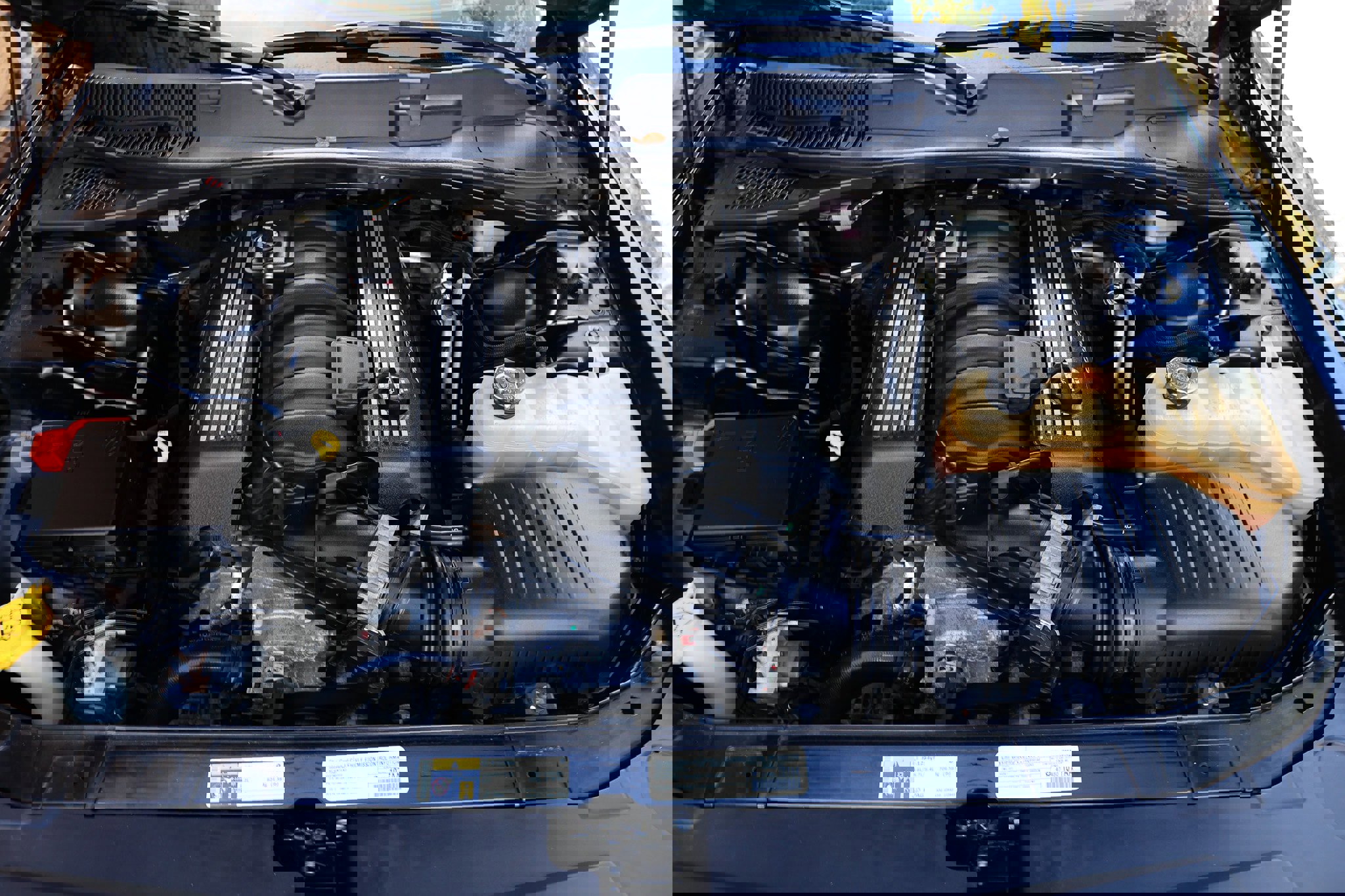 Used 2015 Dodge Challenger R/T Scat Pack w/ Scat Pack Appearance Package image 23