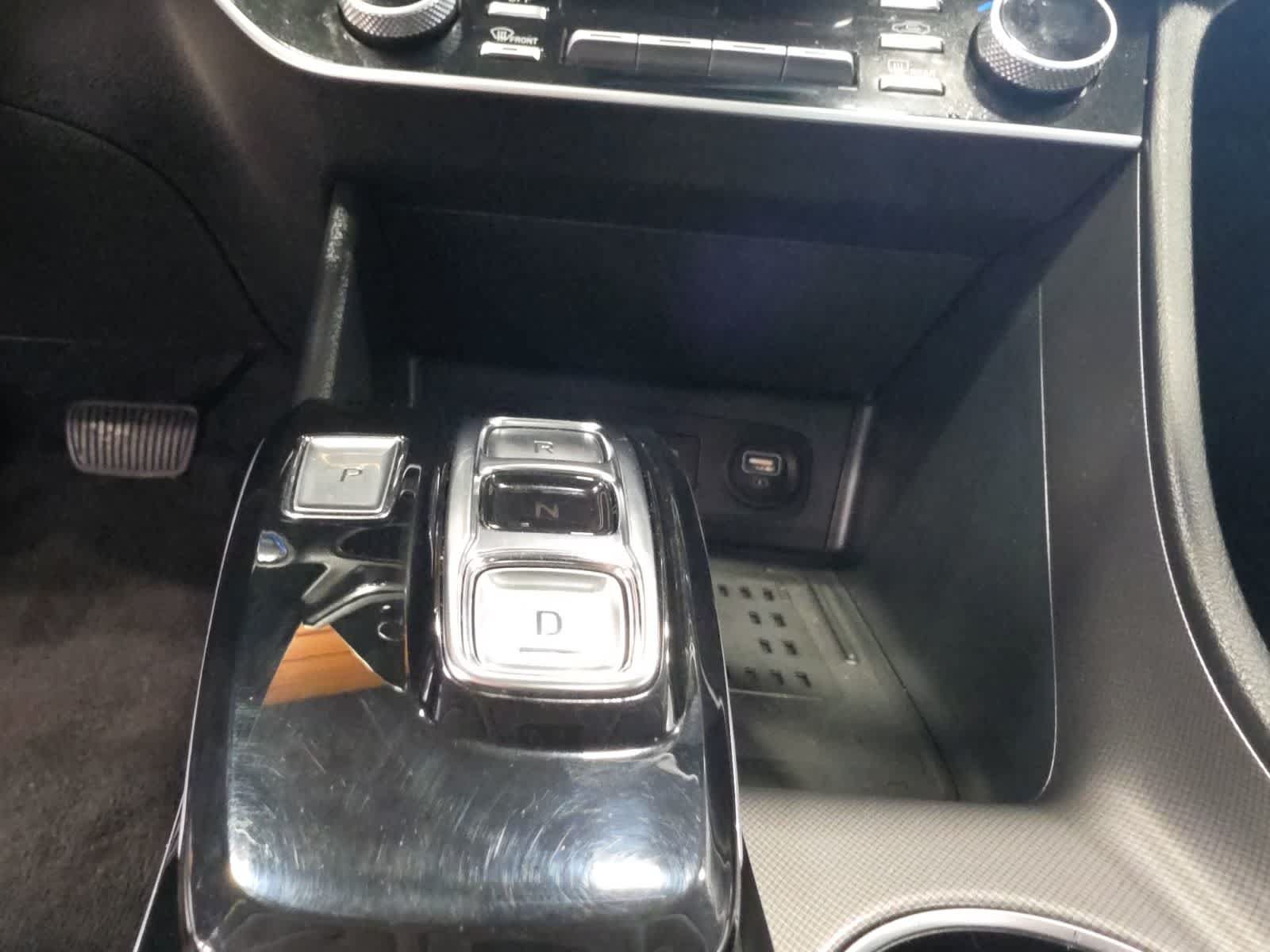 Used 2023 Hyundai Sonata Limited w/ Preferred Accessory Package FWD image 22