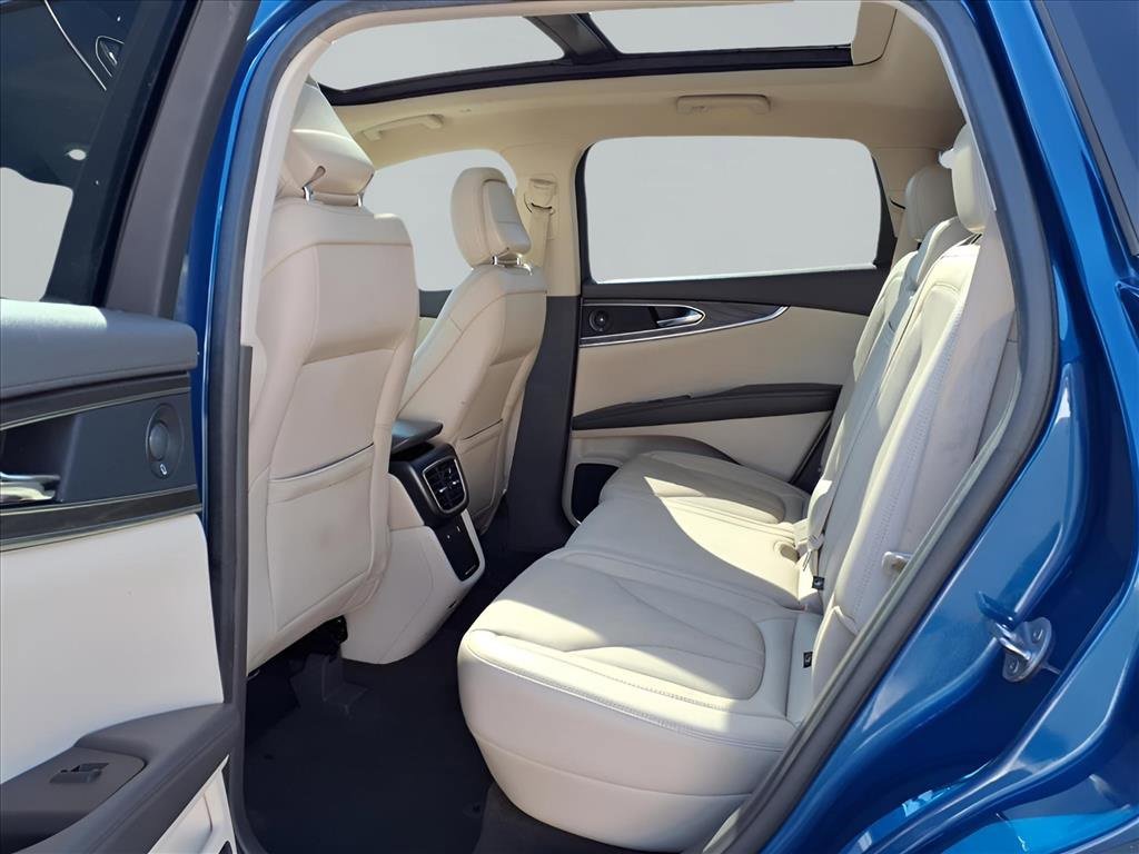 Used 2020 Lincoln Nautilus Reserve image 25