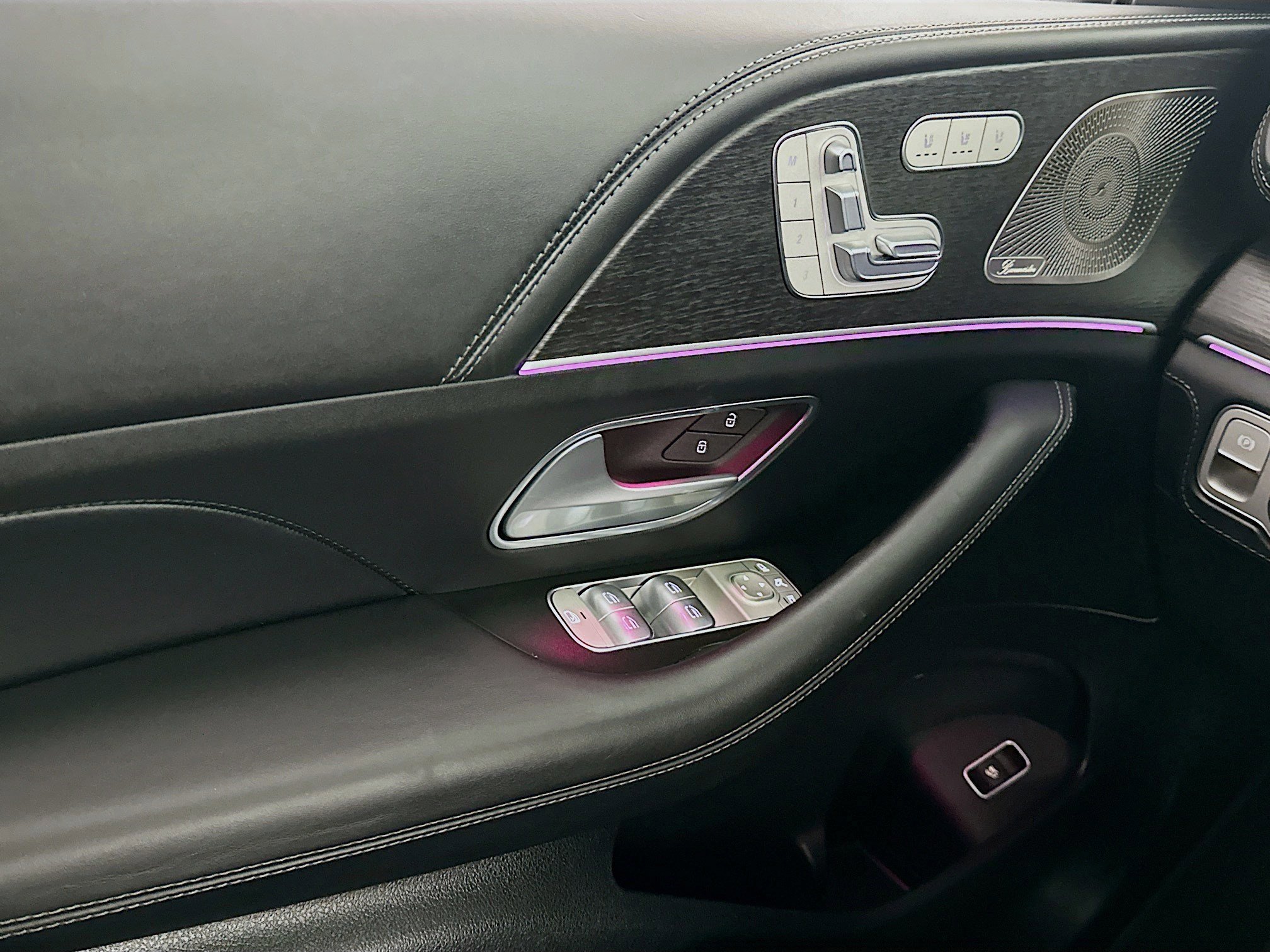 Used 2024 Mercedes-Benz GLS 63 AMG 4MATIC image 15