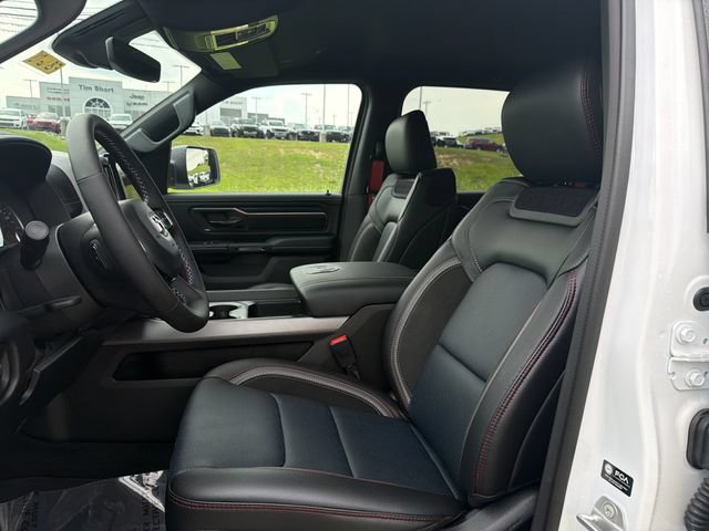 New 2026 RAM 1500 Laramie AWD/4WD image 13