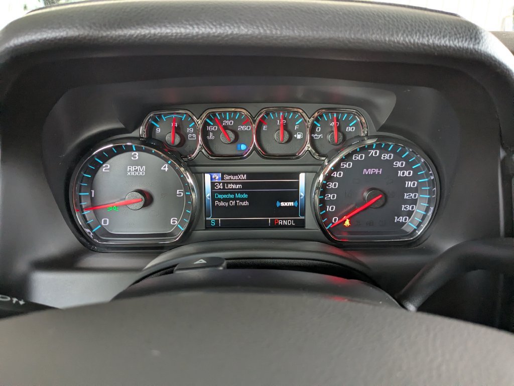 Used 2019 Chevrolet Tahoe LT w/ Luxury Package AWD/4WD image 18